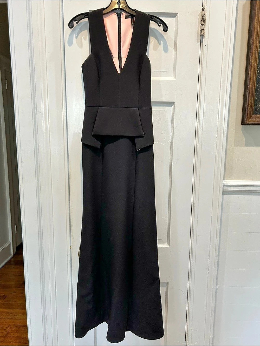 BCBGMAXAZRIA V-Neck Peplum Long Formal Dress Black Size 4